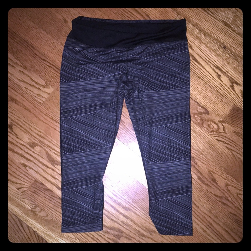 NWOT Under Armour Capri leggings